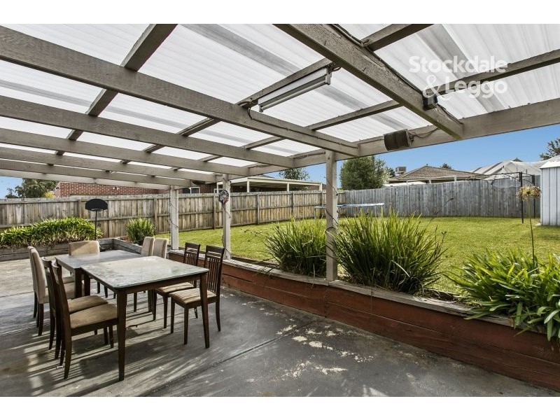 22 Amber Crescent, Narre Warren VIC 3805