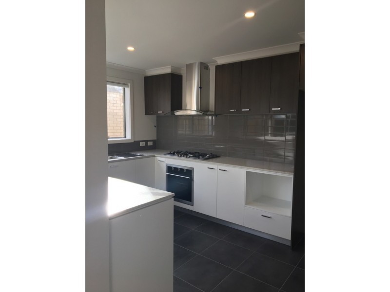 3 Fairweather Parade, Officer VIC 3809