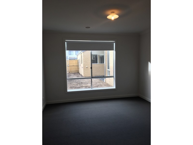 3 Fairweather Parade, Officer VIC 3809