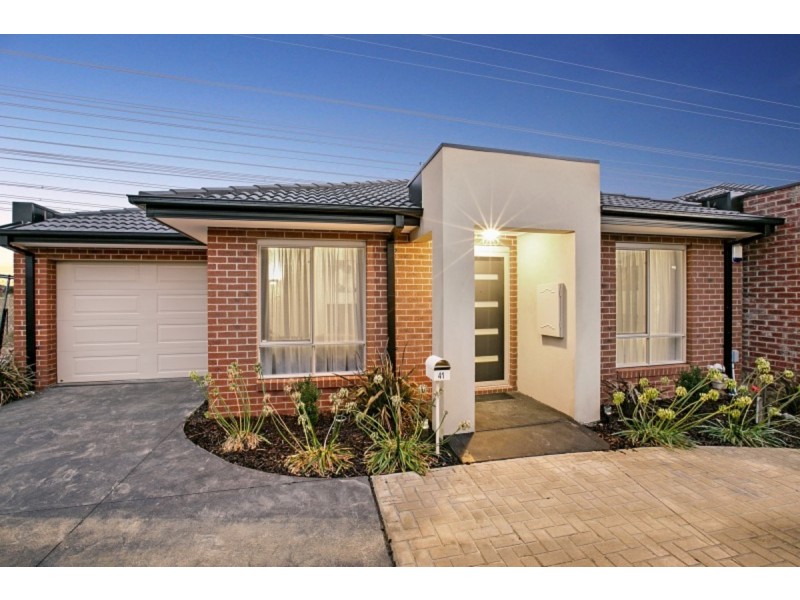 41 Sallys Run, Hampton Park VIC 3976