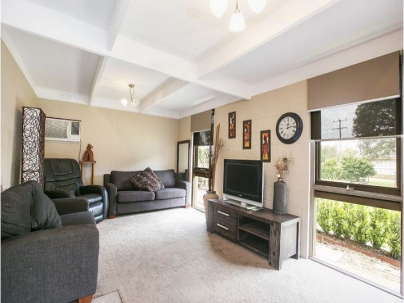 31 Spring Road, Junction Village VIC 3977