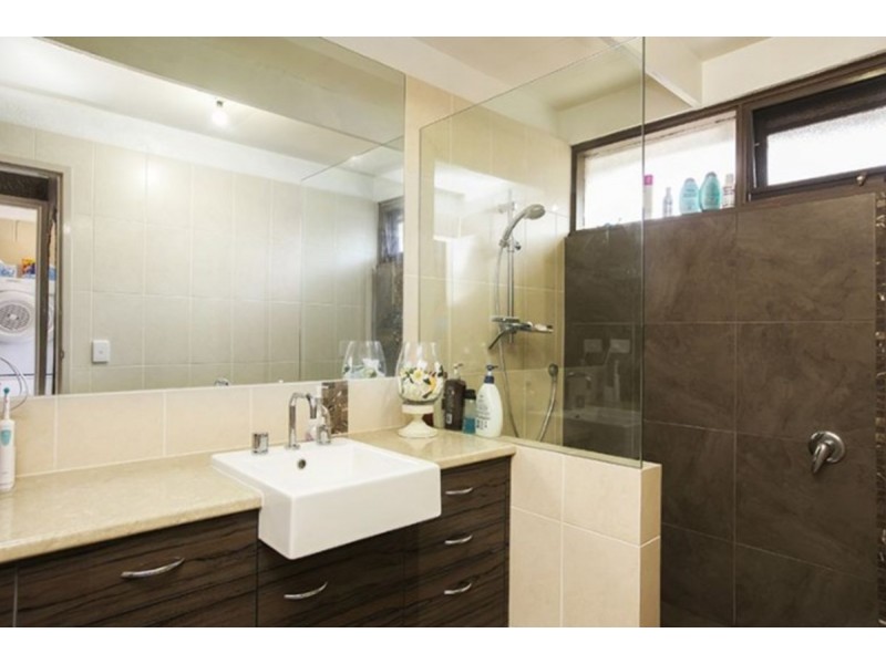 31 Spring Road, Junction Village VIC 3977