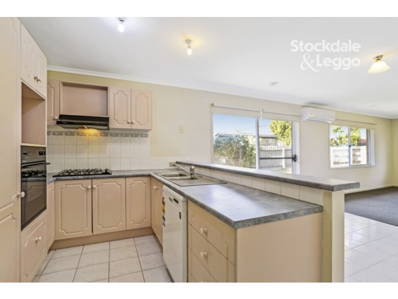 114 Strathaird Drive, Narre Warren South VIC 3805