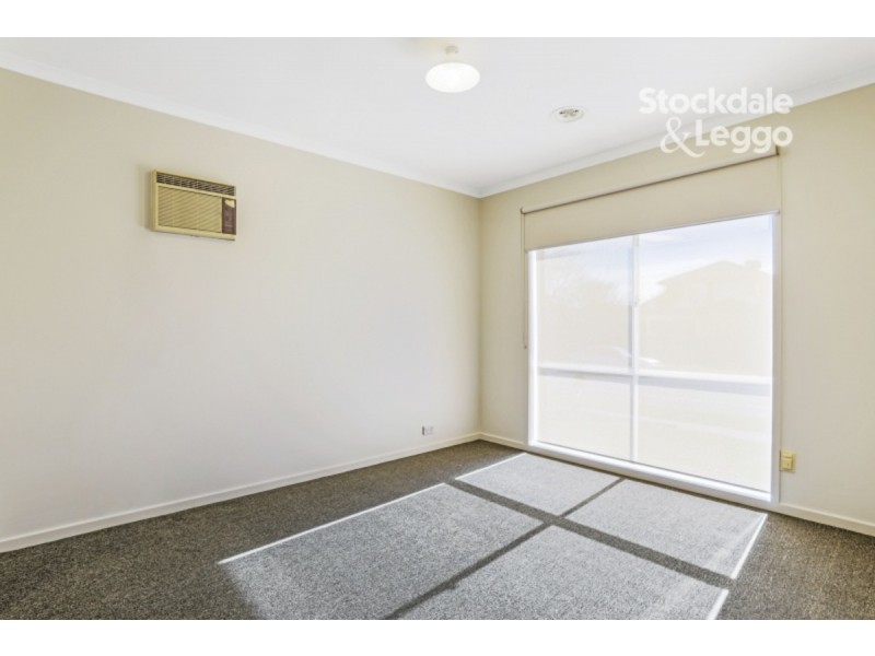 114 Strathaird Drive, Narre Warren South VIC 3805