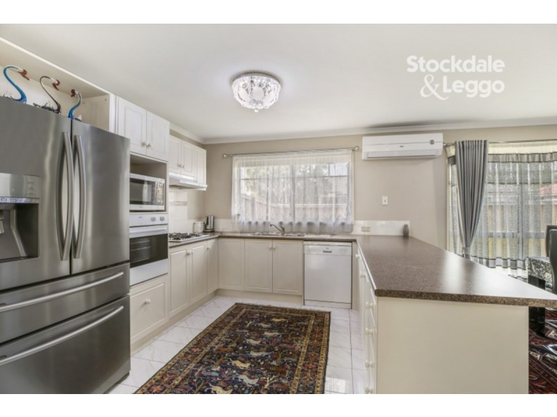 32 Harrington Drive, Narre Warren South VIC 3805