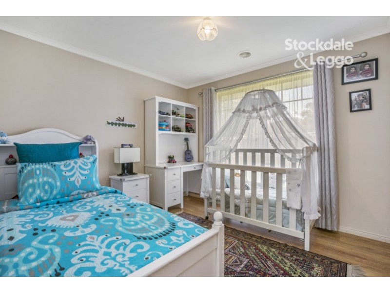 32 Harrington Drive, Narre Warren South VIC 3805