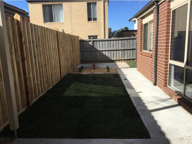 19 Nolan Crescent, Officer VIC 3809