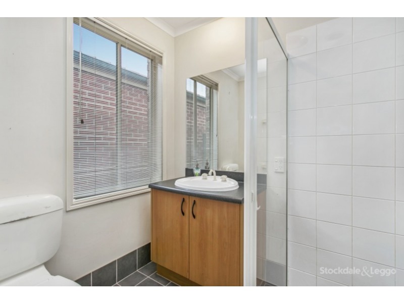 22 Kenton Walk, Narre Warren South VIC 3805