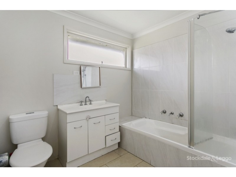 2 Beverly Court, Narre Warren VIC 3805