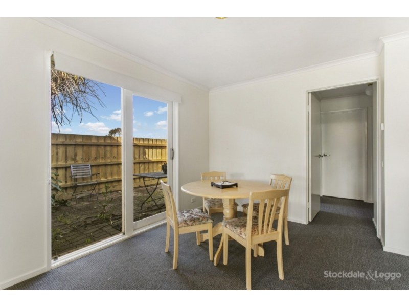 9 Warren Close, Narre Warren VIC 3805