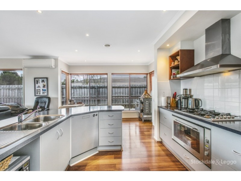 32 Stefan Drive, Berwick VIC 3806