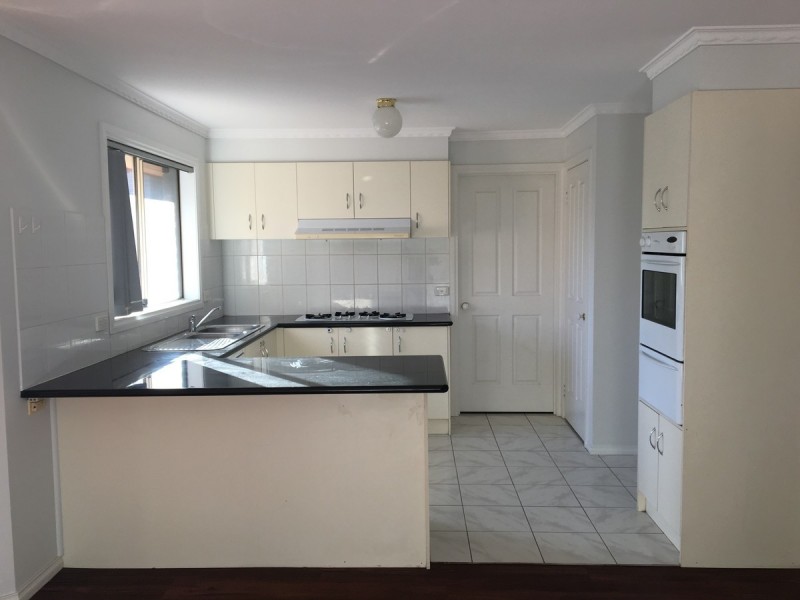 2 Bellevue Drive, Berwick VIC 3806