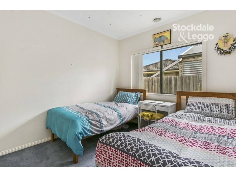 99 Melzak Way, Berwick VIC 3806
