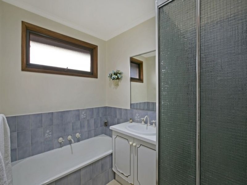 14 Shiraz Crescent, Narre Warren VIC 3805