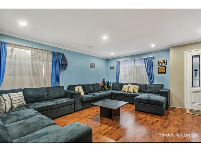 21 Tranter Square, Lynbrook VIC 3975