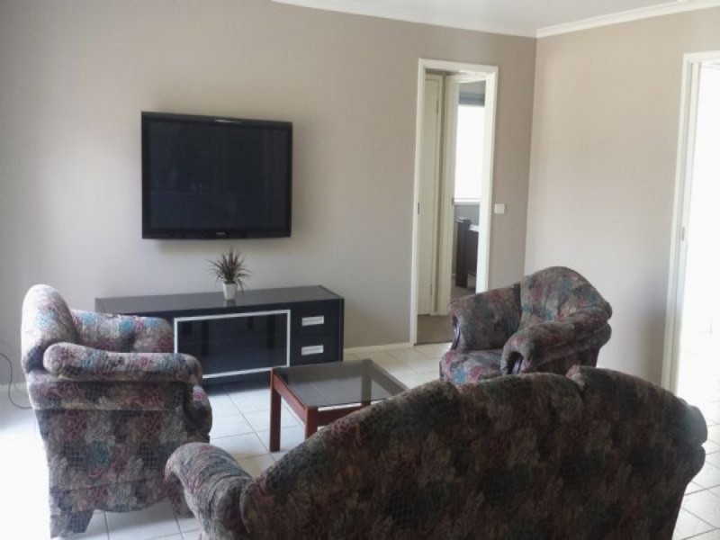 10 Highland Crescent, Narre Warren South VIC 3805