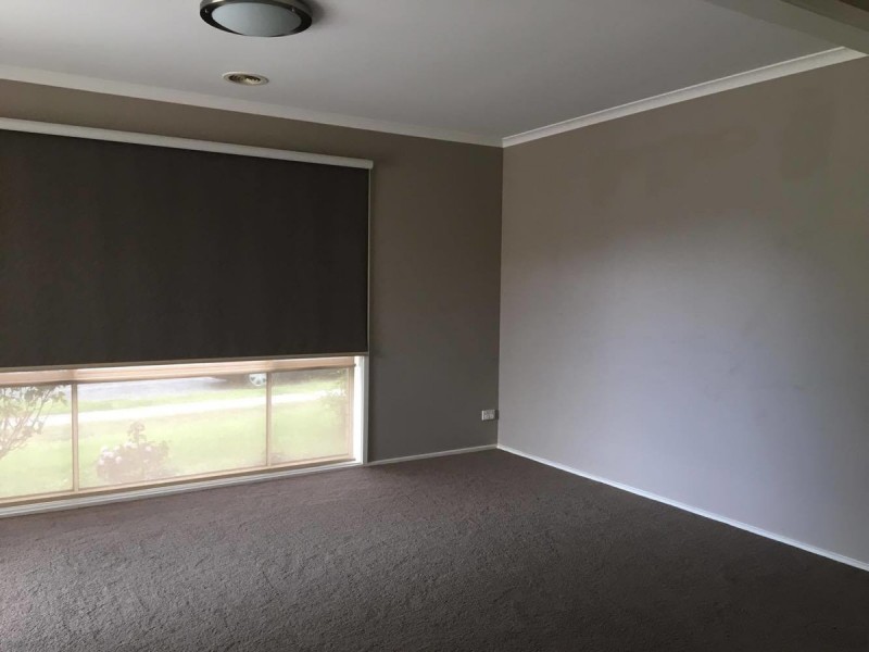 10 Highland Crescent, Narre Warren South VIC 3805