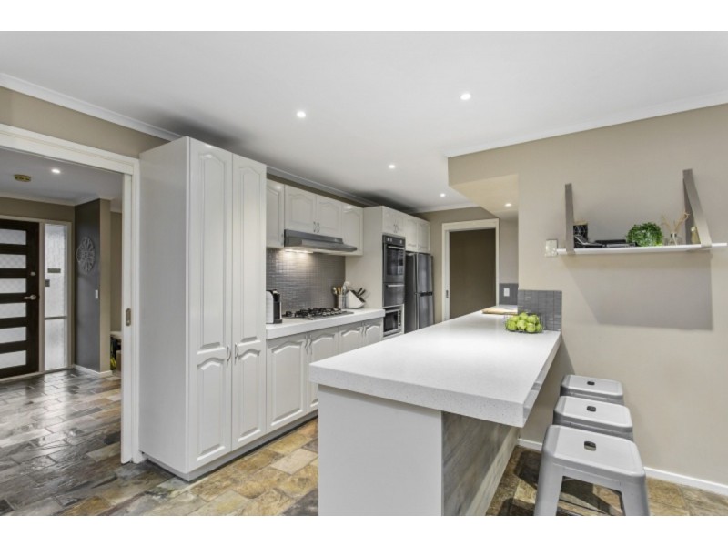 26 Tamarisk Road, Narre Warren VIC 3805