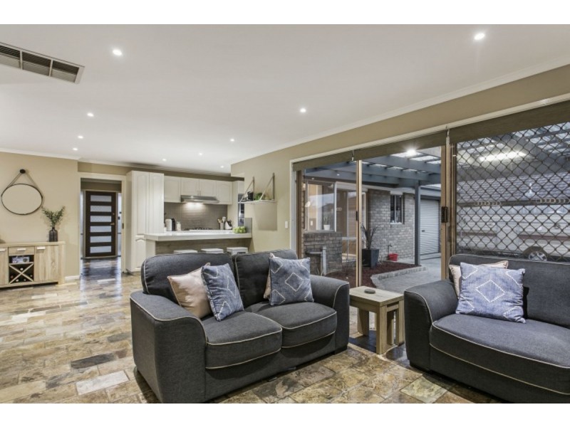 26 Tamarisk Road, Narre Warren VIC 3805