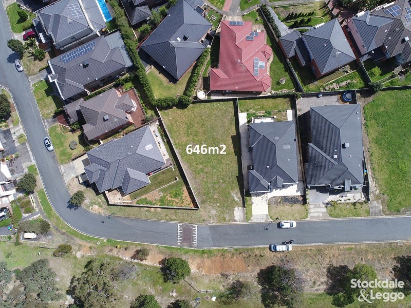 24 Reservoir Crescent, Rowville VIC 3178