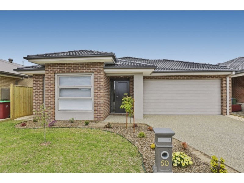 50 Clydevale Avenue, Clyde North VIC 3978