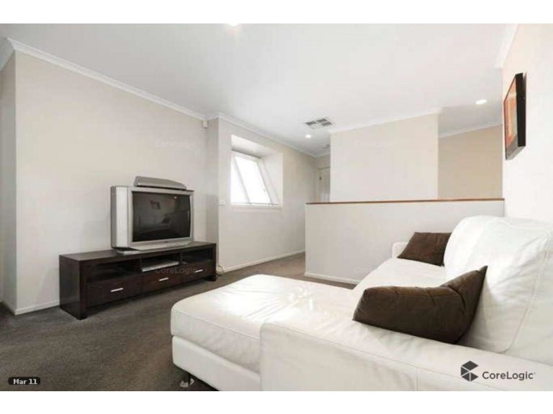 7 Sunhill Way, Berwick VIC 3806