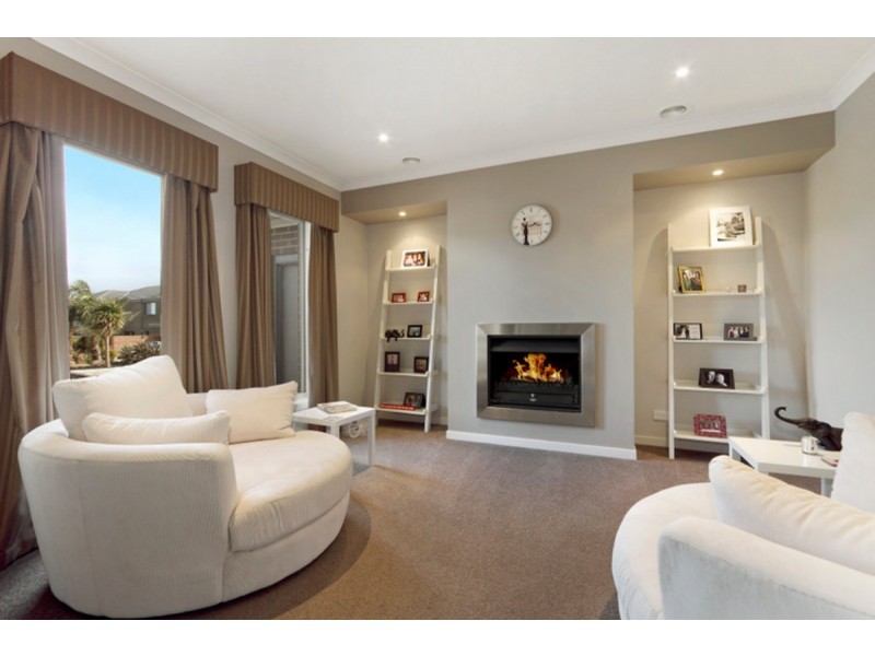 4 Angelique Street, Berwick VIC 3806