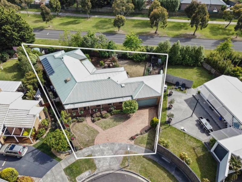 4 Travis Court, Berwick VIC 3806