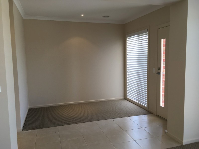 75 Beauford Avenue, Narre Warren South VIC 3805