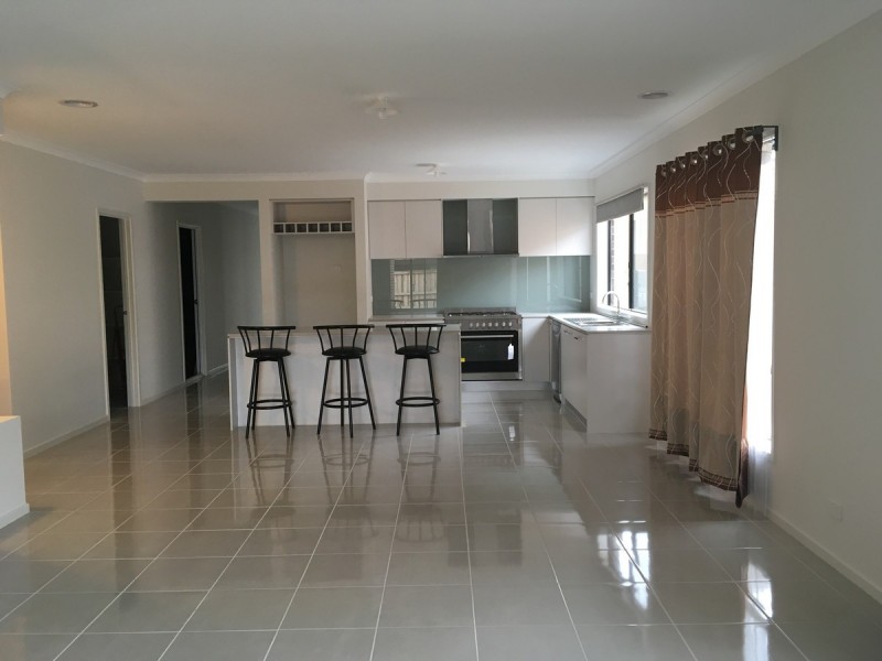 55 Castillo Avenue, Clyde North VIC 3978