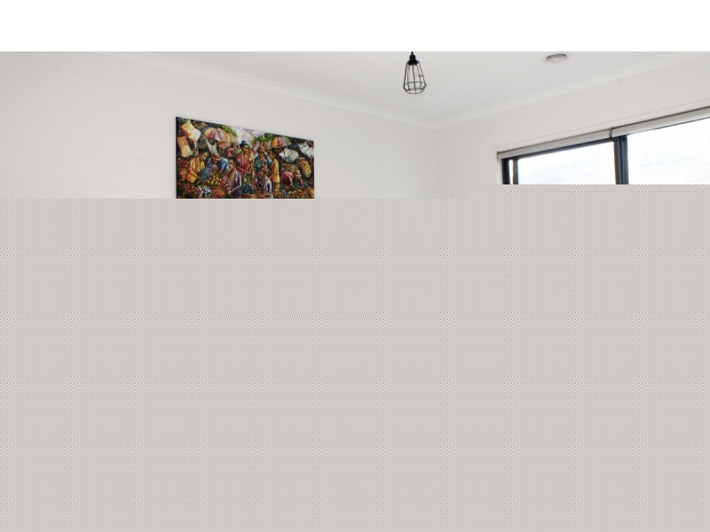 18 Hill Farm Drive, Clyde VIC 3978