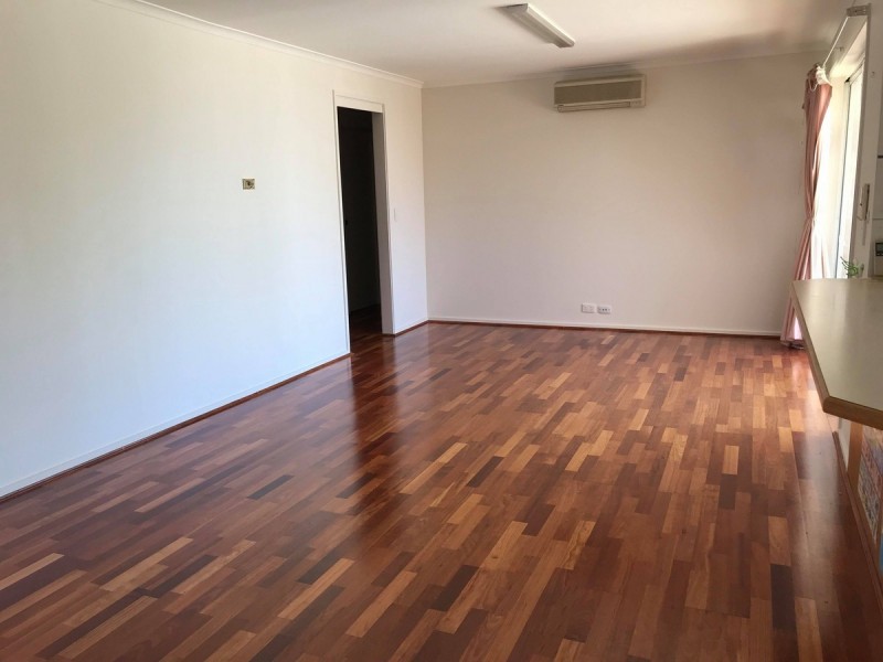 5 Fernshaw Gardens, Hallam VIC 3803