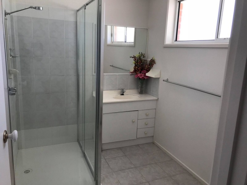 5 Fernshaw Gardens, Hallam VIC 3803