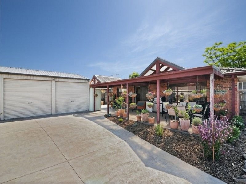 1 Constance Court, Narre Warren VIC 3805