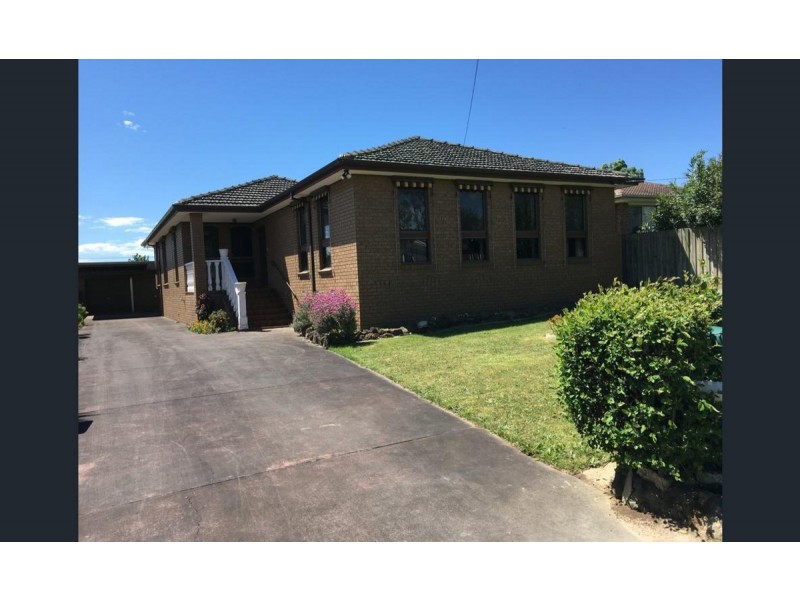15 LANCASTER Avenue, Narre Warren VIC 3805