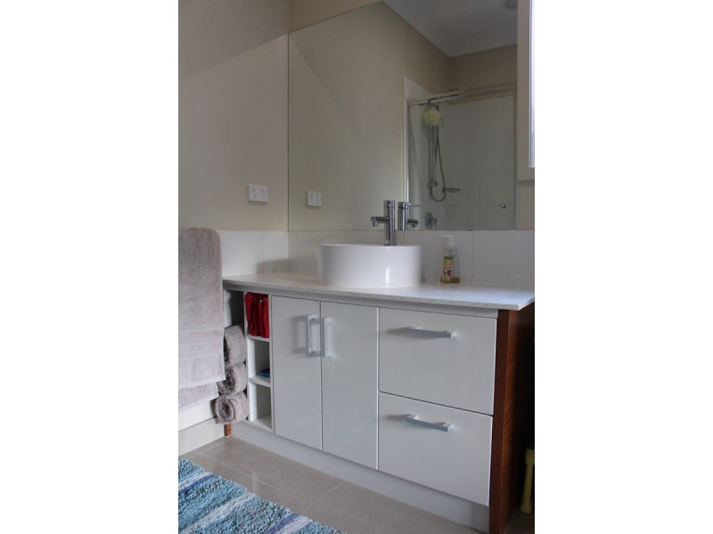 13 Paxford Drive, Cranbourne North VIC 3977