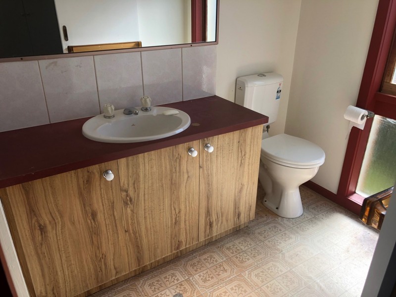 6 Axedale Crescent, Endeavour Hills VIC 3802