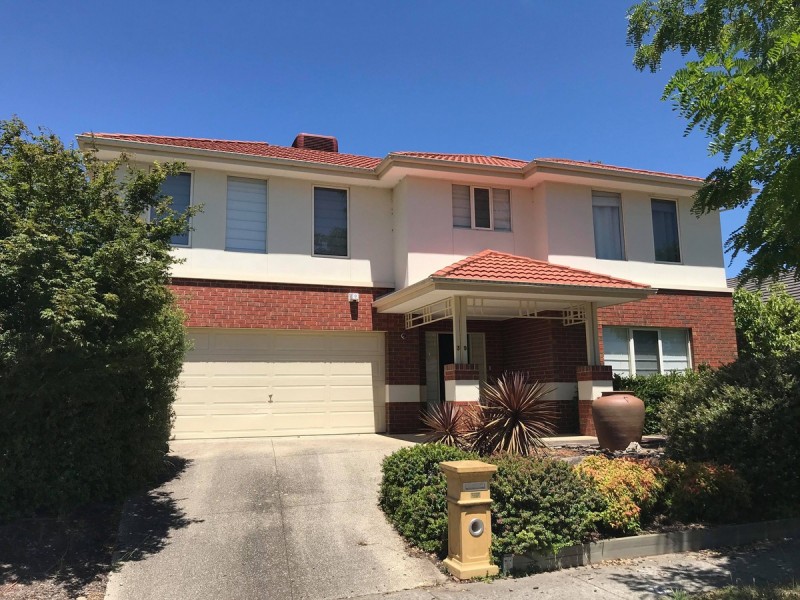 39 Golden Grove Drive, Narre Warren South VIC 3805