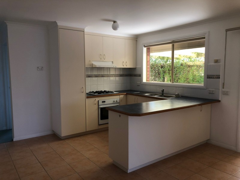 20 Grevillea Place, Pakenham VIC 3810