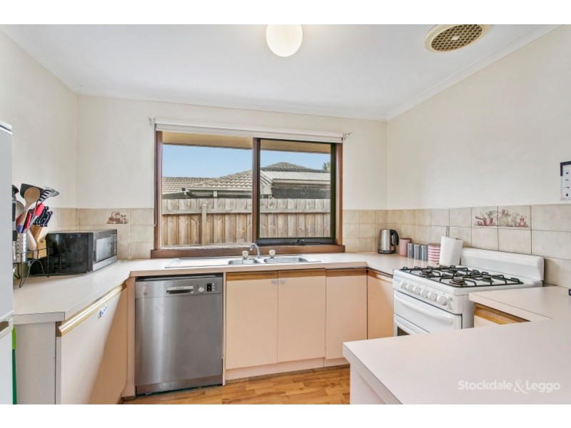 76 Kurrajong Road, Narre Warren VIC 3805