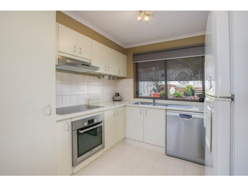 5 Waverley Close, Narre Warren VIC 3805