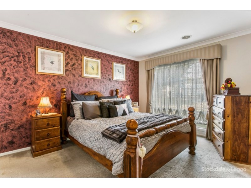 27 Jack William Way, Berwick VIC 3806