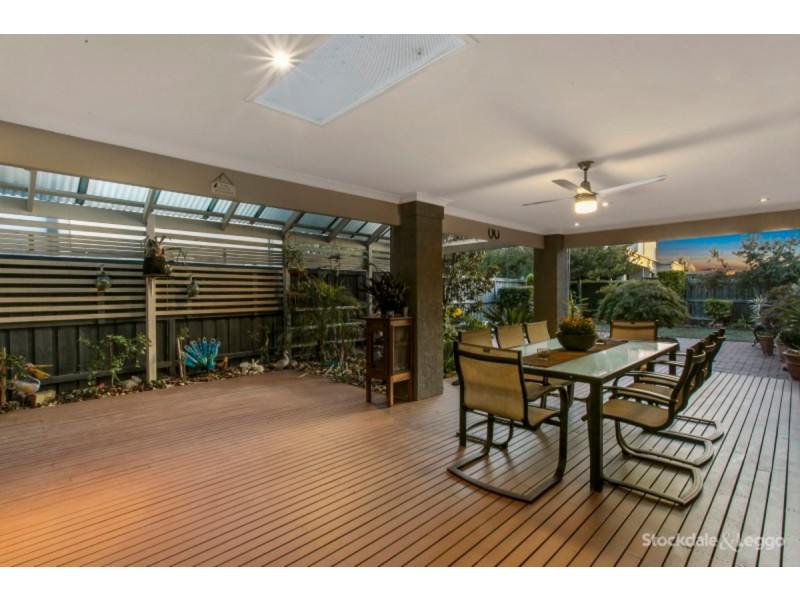 27 Jack William Way, Berwick VIC 3806