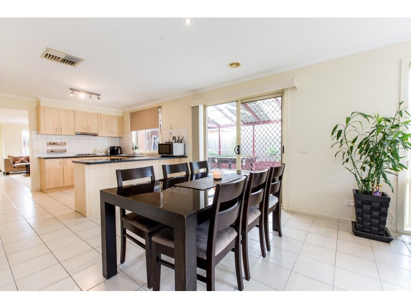 20 Henning Avenue, Lynbrook VIC 3975