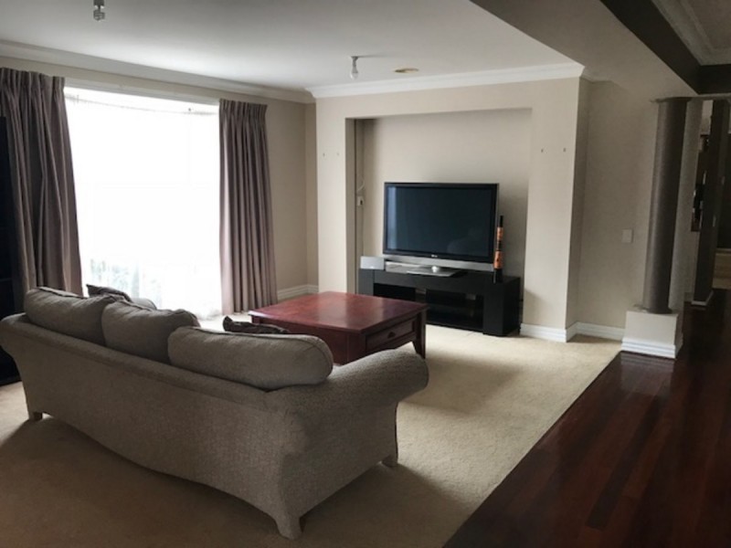 24 Kippenross Drive, Narre Warren South VIC 3805