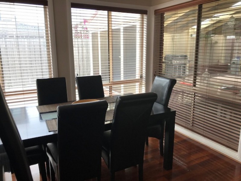 24 Kippenross Drive, Narre Warren South VIC 3805