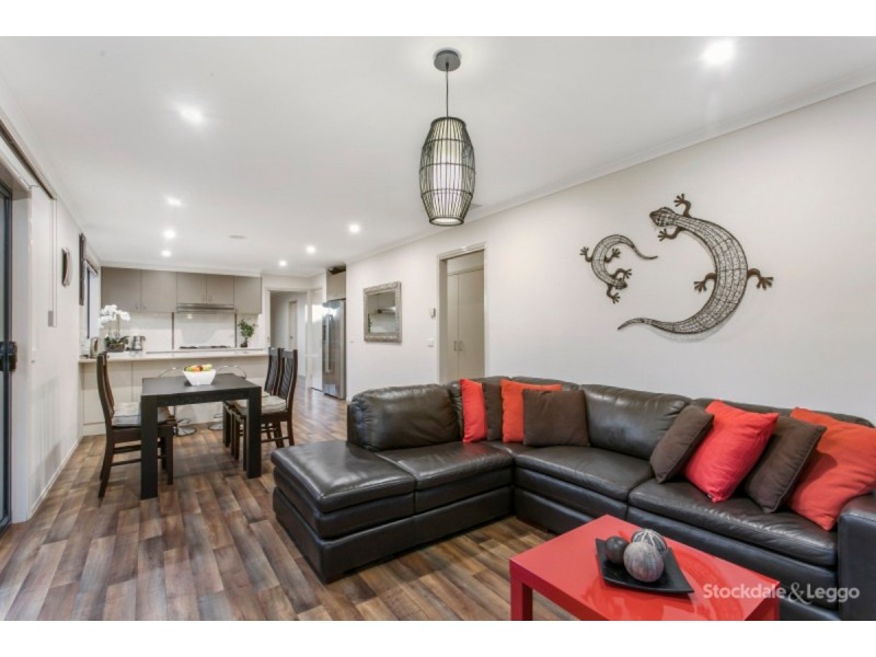 34 Filmer Crescent, Narre Warren South VIC 3805