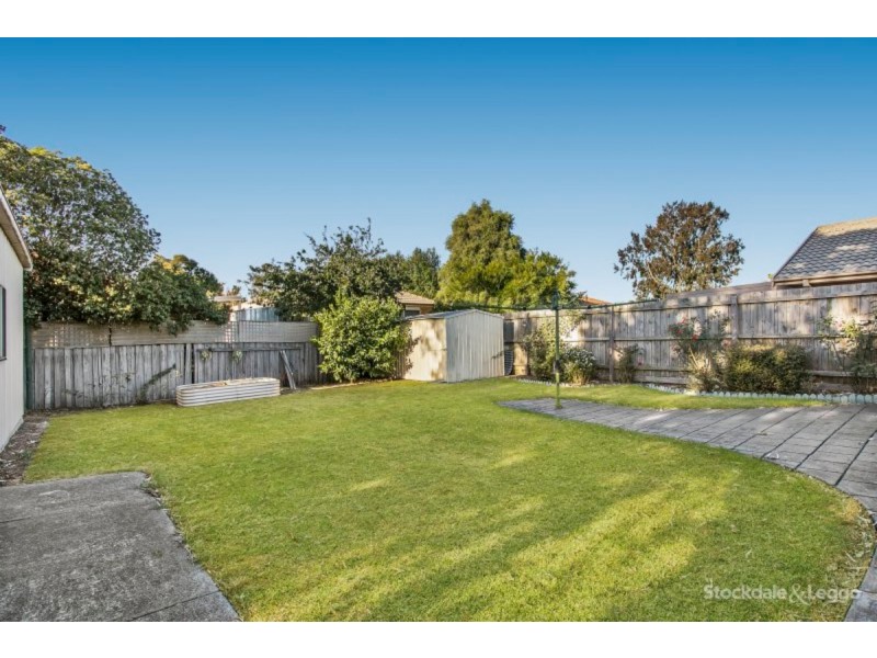 16 Ireland Avenue, Narre Warren VIC 3805