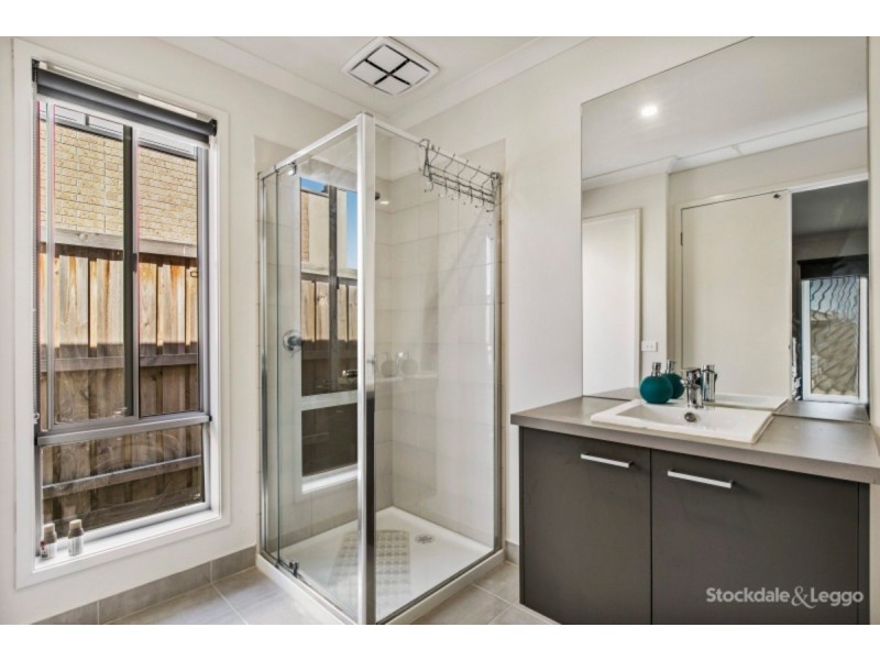 91 Bimberry Circuit, Clyde VIC 3978