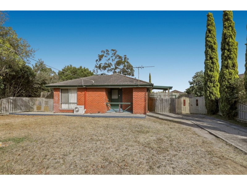 12 Stewart Avenue, Narre Warren VIC 3805
